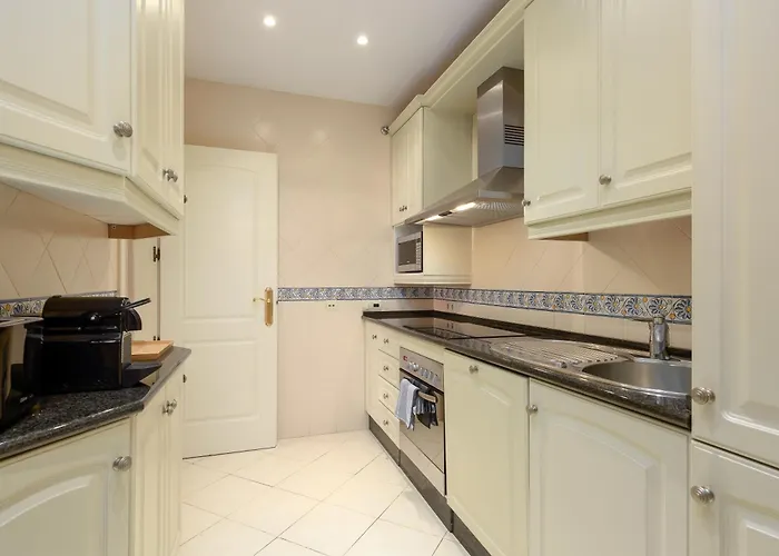 Jardines De Don Carlos Marbella